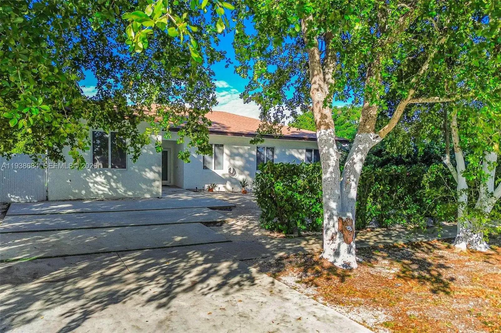 10245 SW 212th St, Cutler Bay FL 33189 photo 3