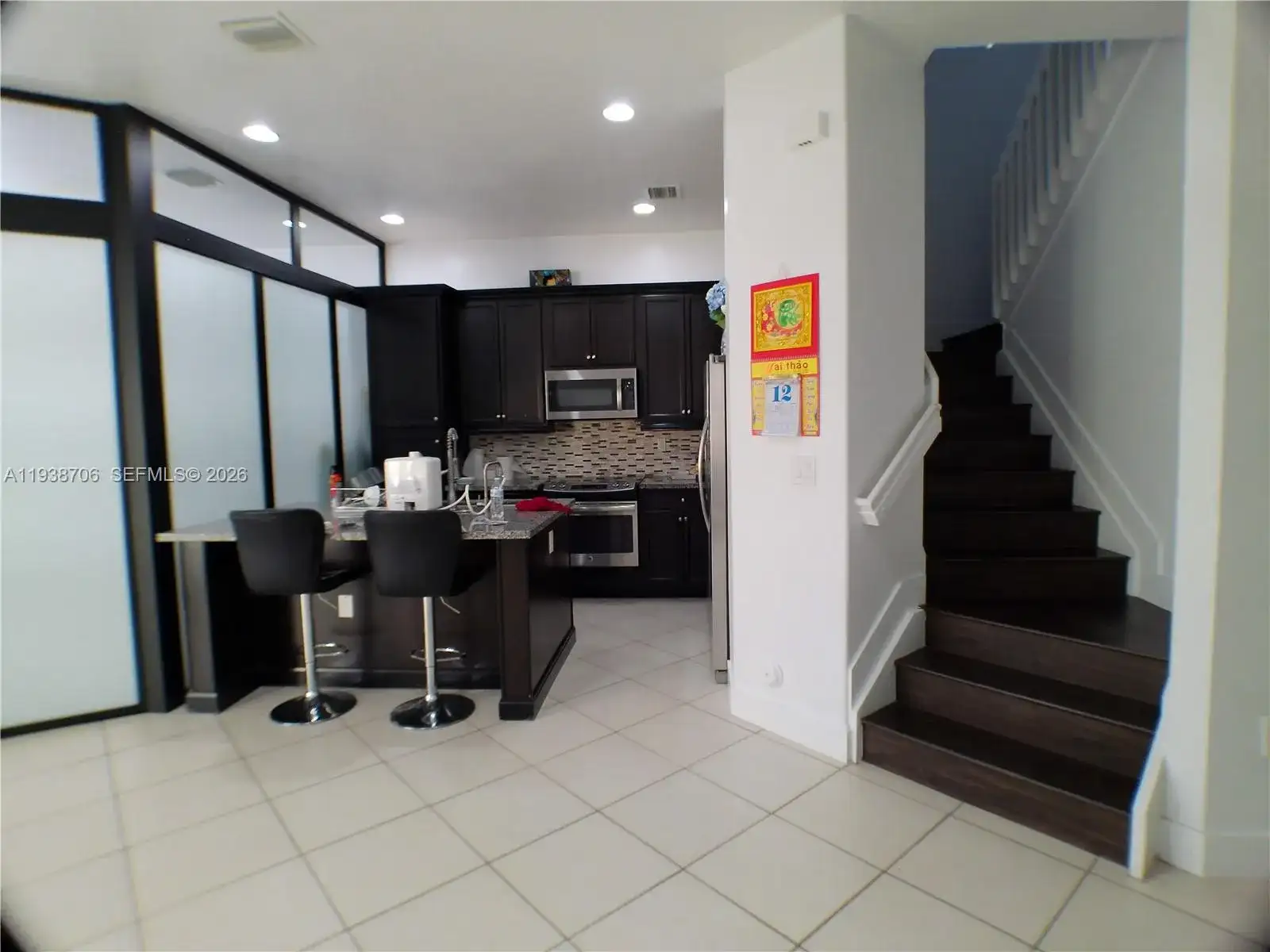 3308 W 95th Ter, Hialeah FL 33018 photo 2