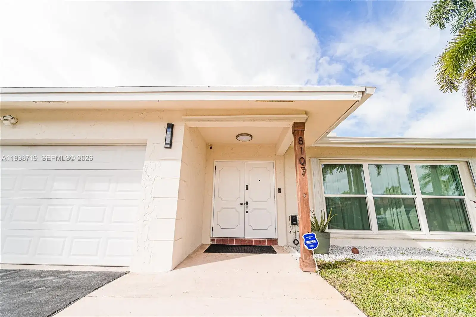 8107 NW 74th Ave, Tamarac FL 33321 photo 5