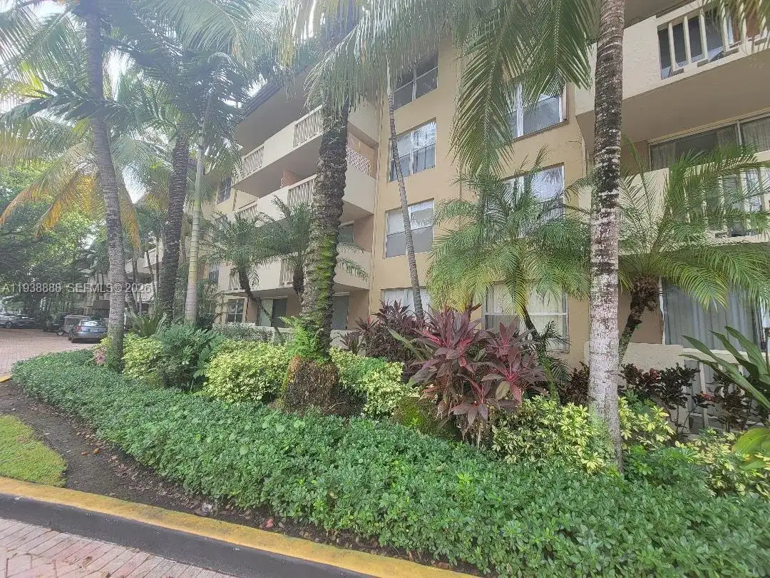 1800 Sans Souci Blvd # 115, North Miami FL 33181 photo 3