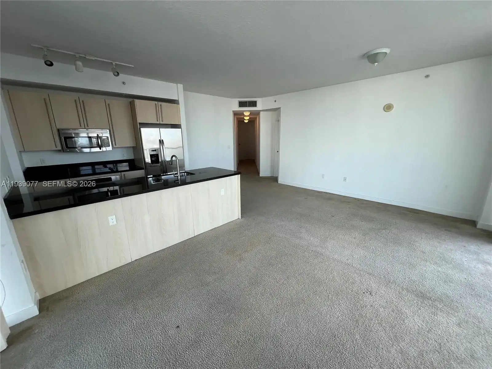 79 SW 12th St, Miami FL 33130 photo 3