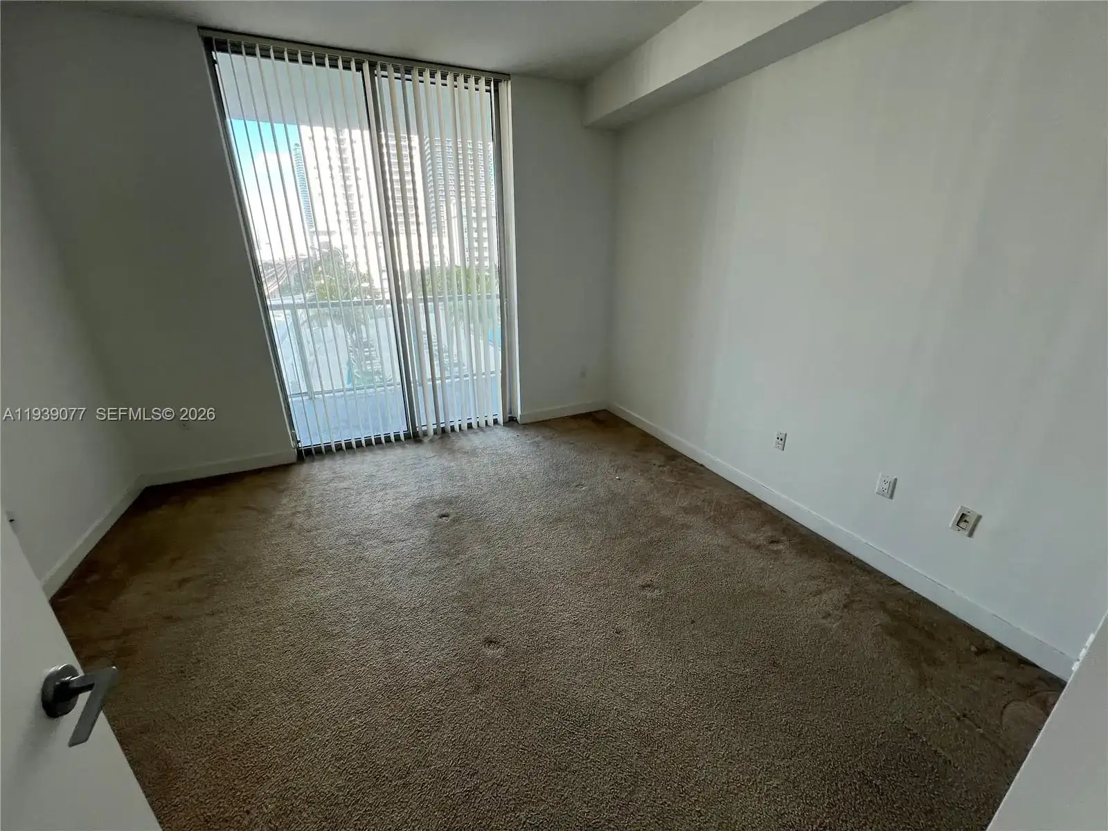 79 SW 12th St, Miami FL 33130 photo 5