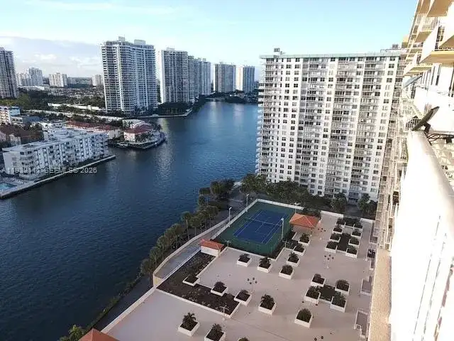 290 174th St # 2101, Sunny Isles Beach FL 33160 photo 2