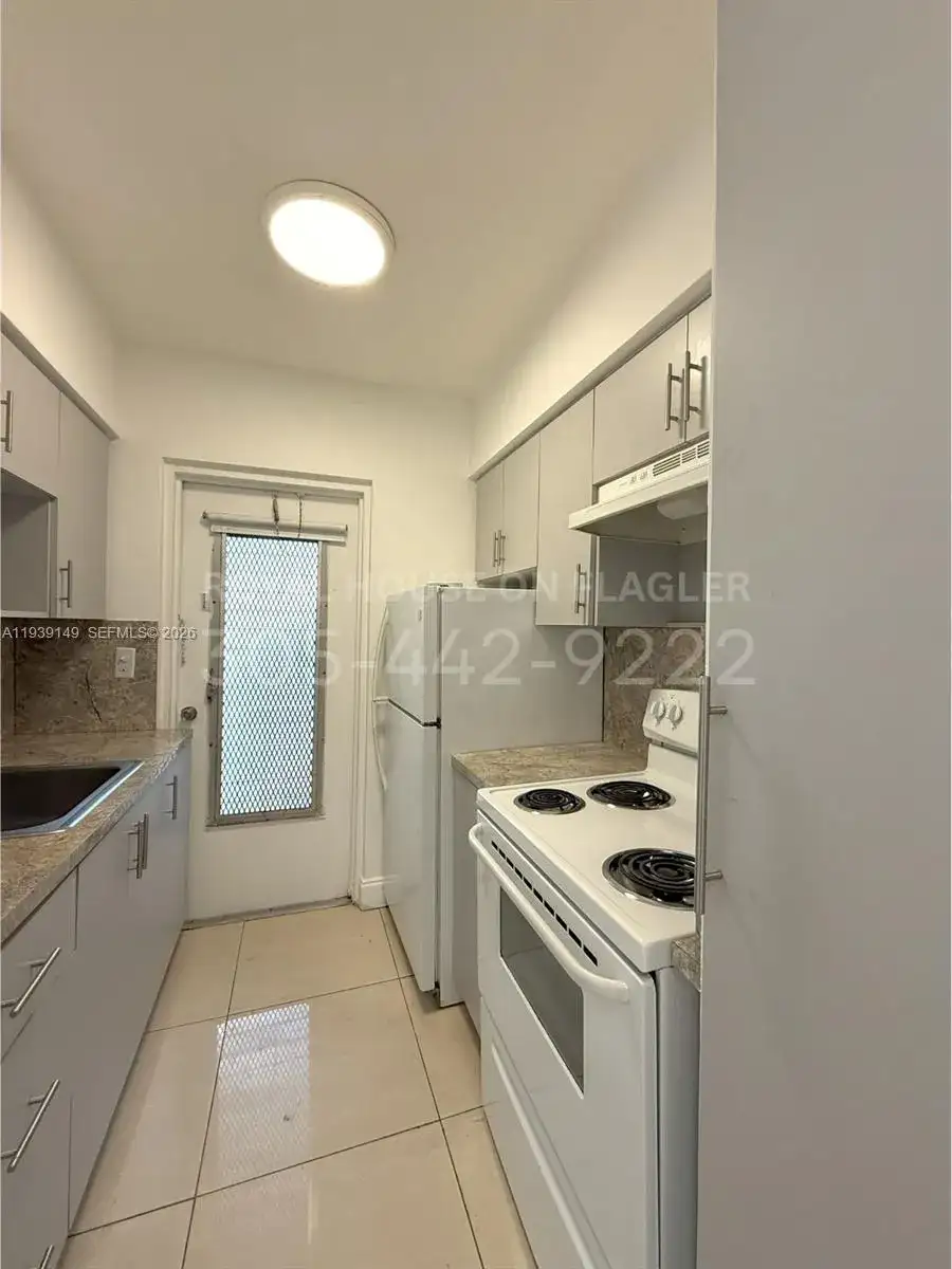 4410 W Flagler St # 105, Miami FL 33134 photo 2