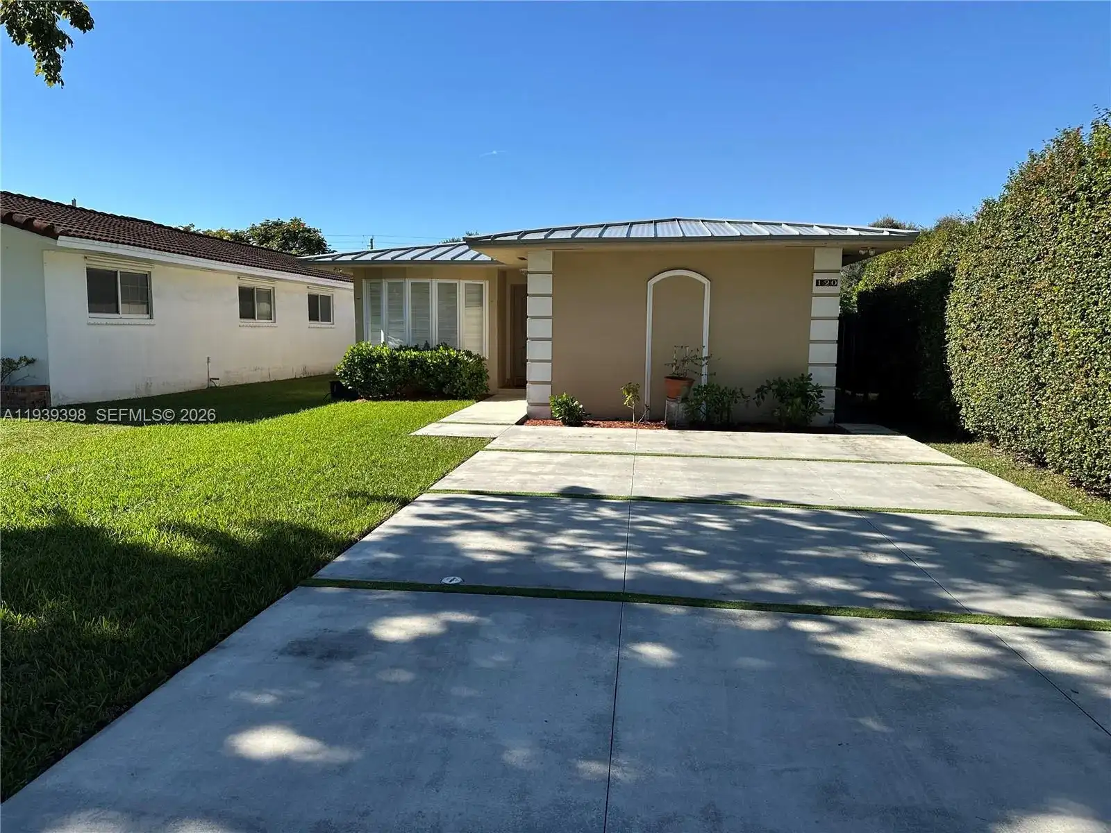 120 Pocatella St # 120, Miami Springs FL 33166 photo 2