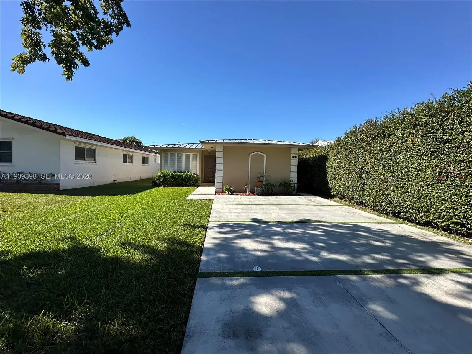 120 Pocatella St # 120, Miami Springs FL 33166 photo 3