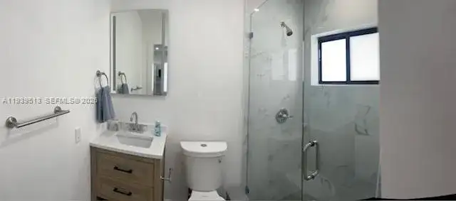910 SW 8th Ave # b, Miami FL 33130 photo 4