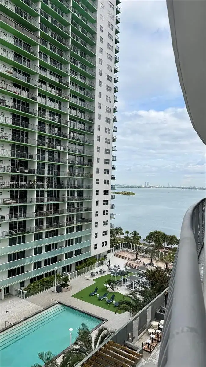 1750 N Bayshore Dr # 1711, Miami FL 33132 photo 4