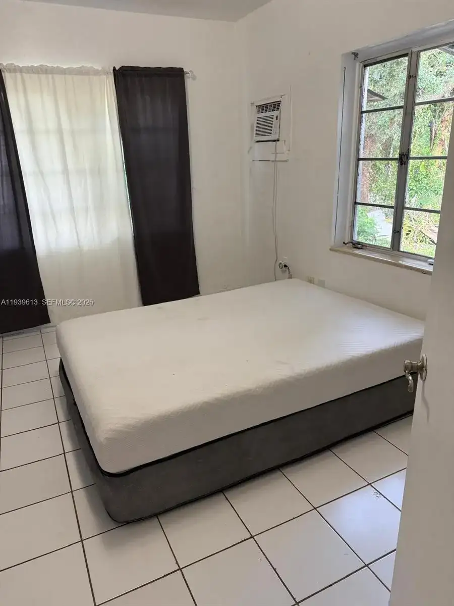 3100 SW 13th st, Miami FL 33145 photo 5