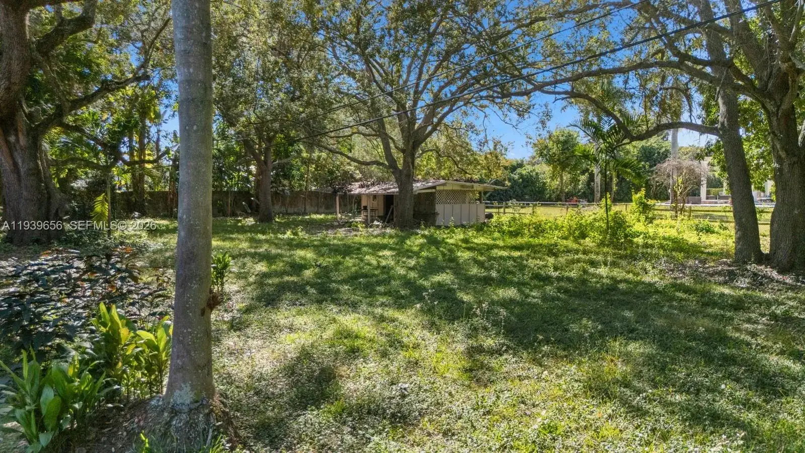13500 SW 68th Ct, Pinecrest FL 33156 photo 5