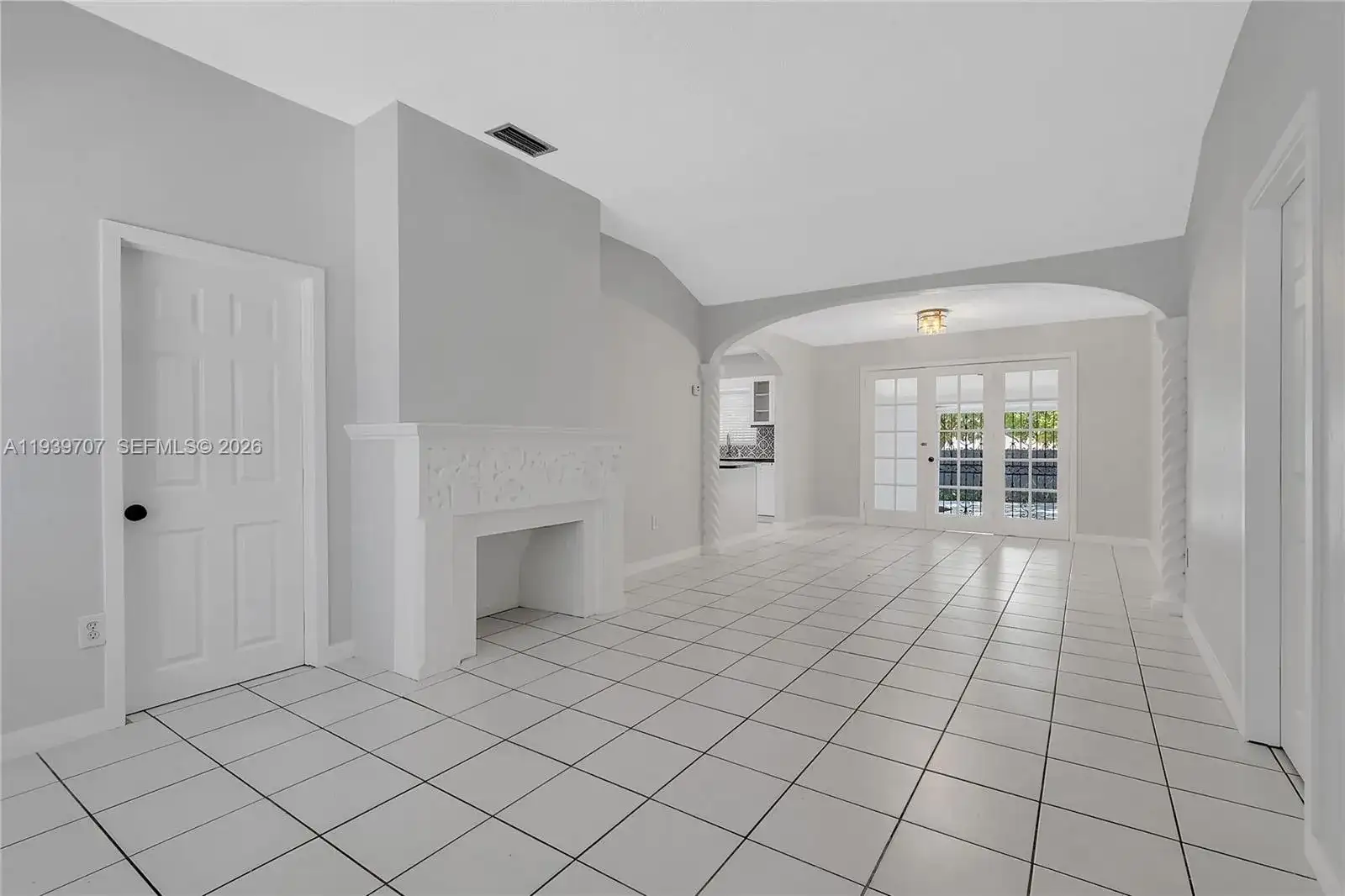 2327 SW 22nd Ter, Miami FL 33145 photo 4