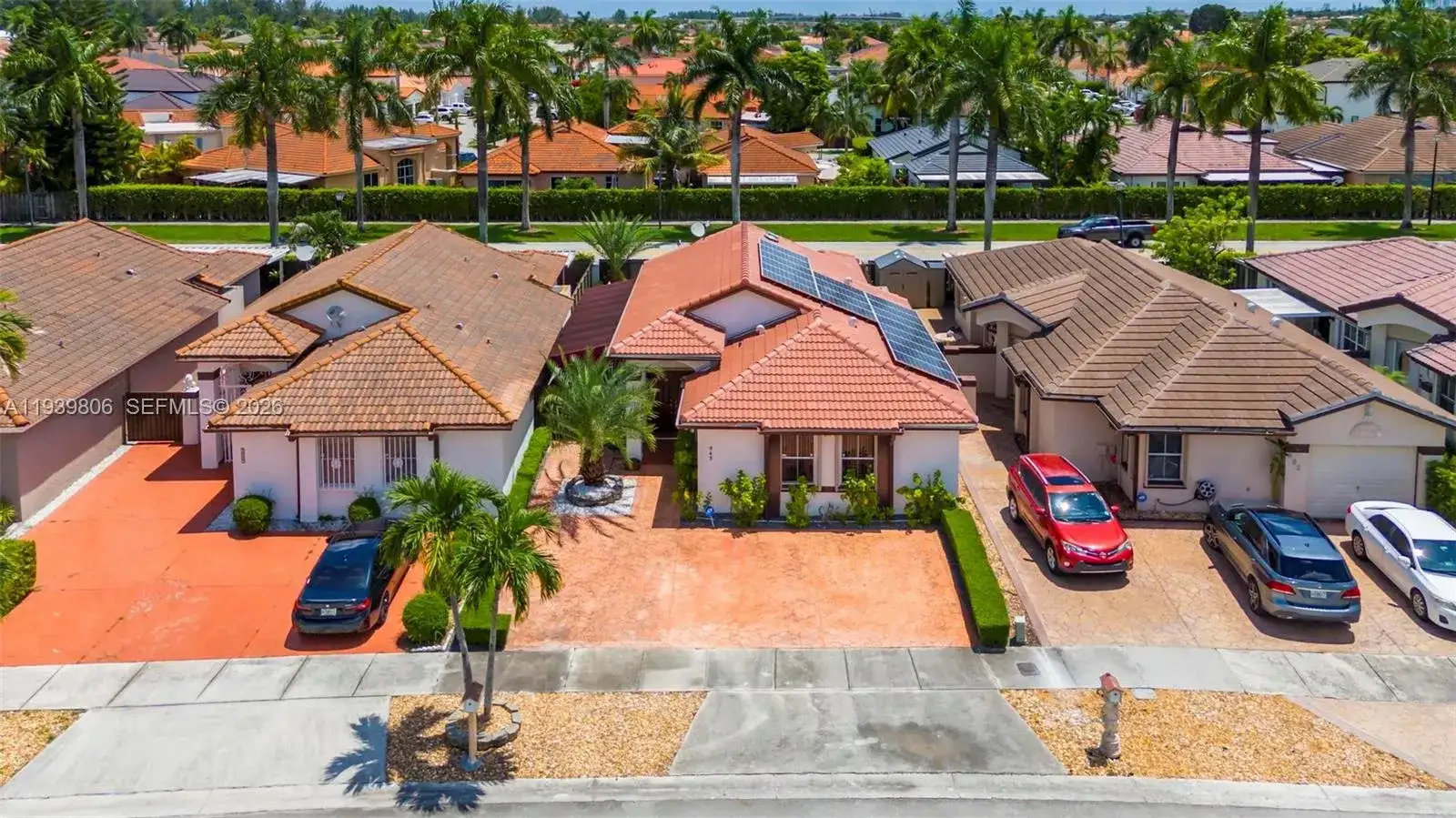 945 NW 132nd Ave W, Miami FL 33182 photo 5