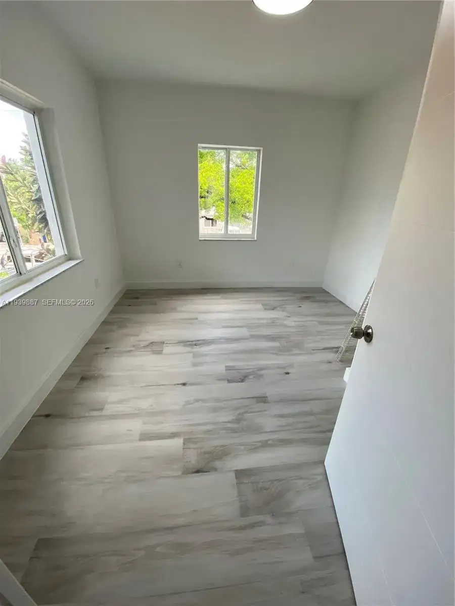 837 SW 8th Ave # 837, Miami FL 33130 photo 3