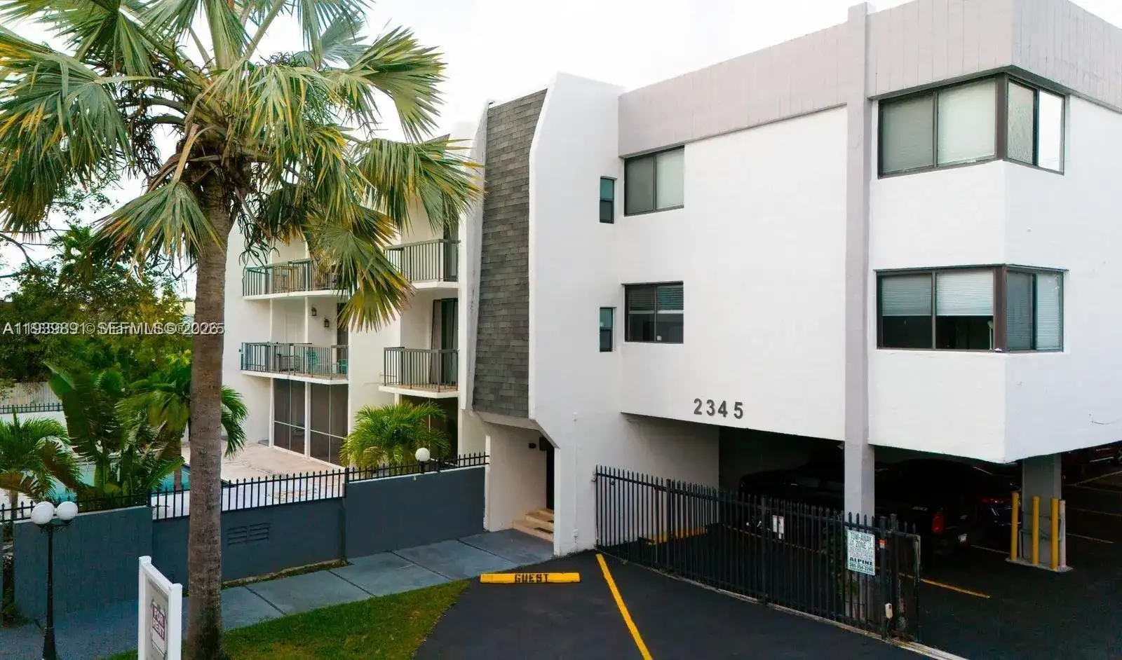 2345 NE 135th St # 206, North Miami FL 33181 photo 2