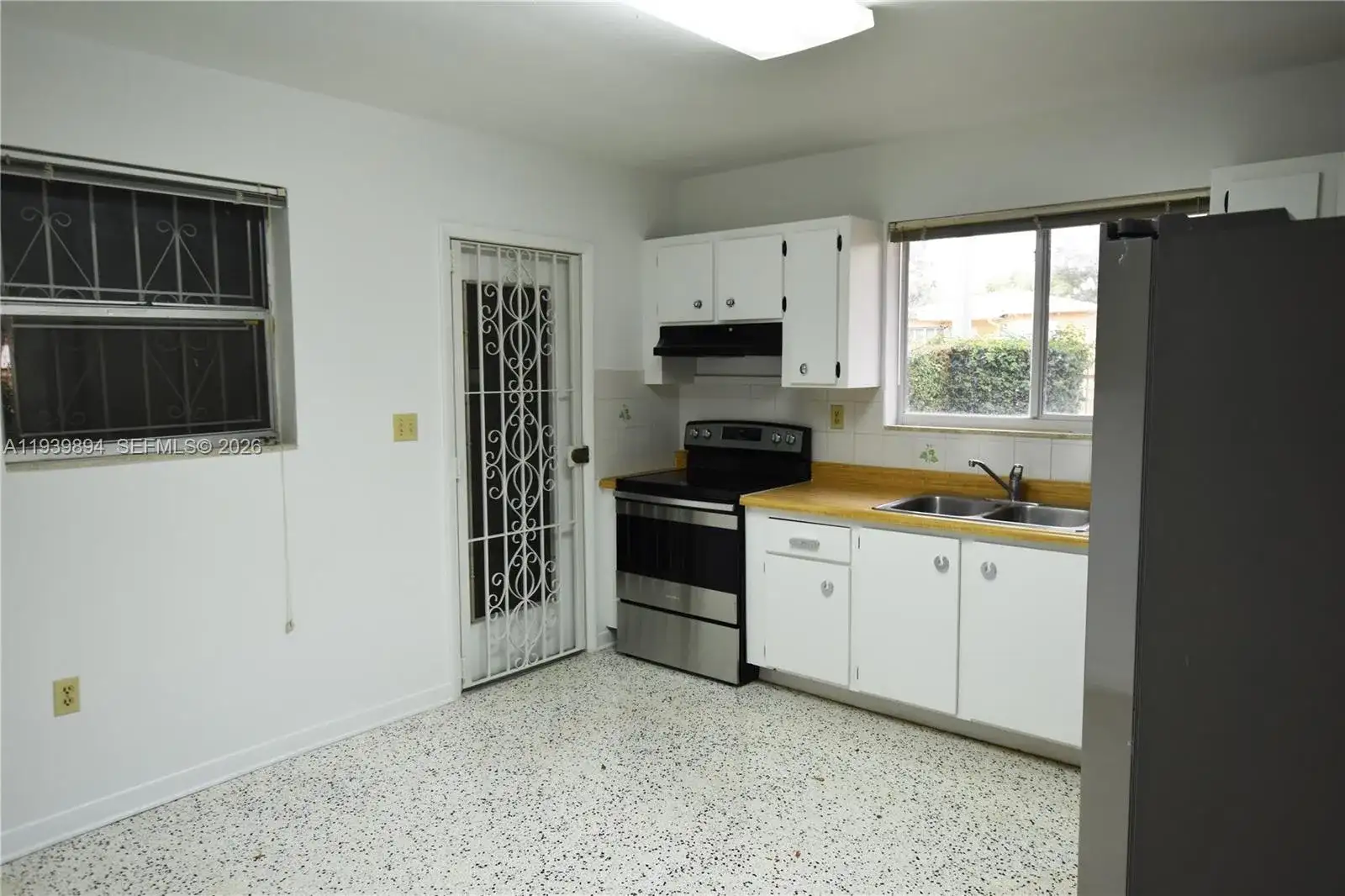 1532 SW 23rd St # 1532, Miami FL 33145 photo 4
