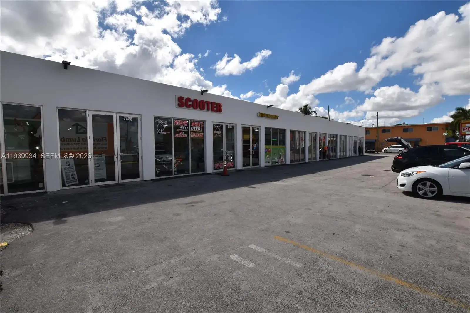 2494 NW 20th St, Miami FL 33142 photo 3
