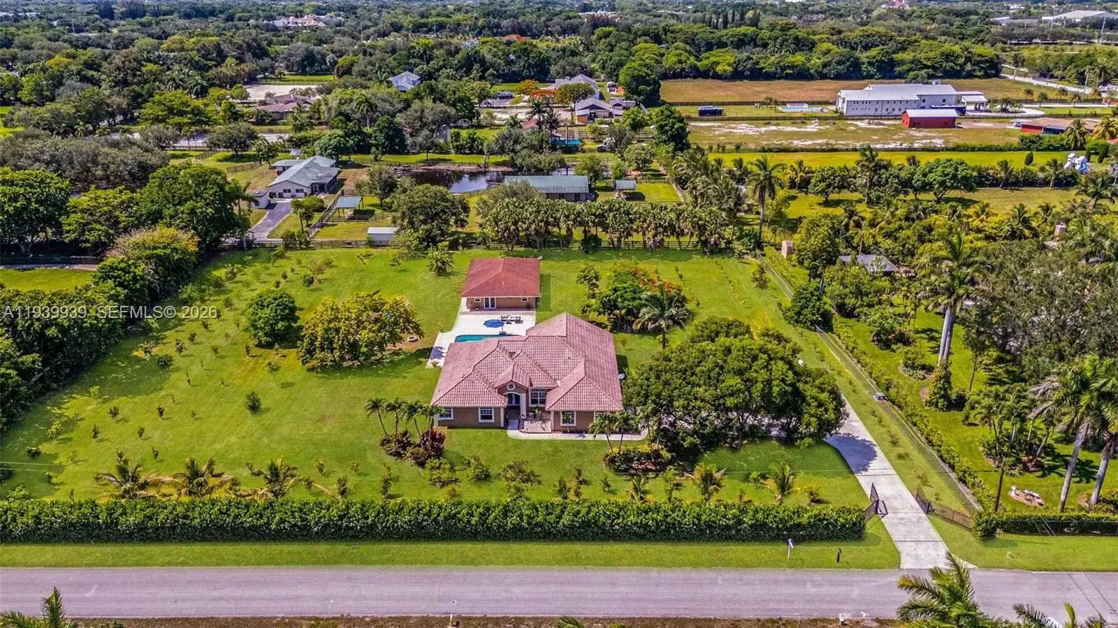 12851 Luray Rd, Southwest Ranches FL 33330 photo 2