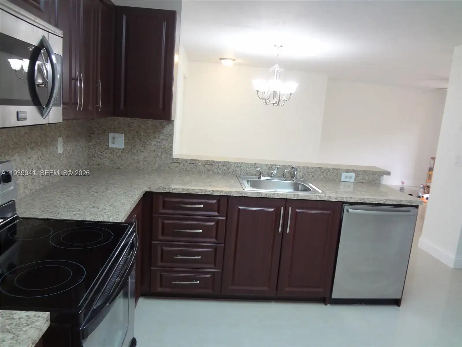 10125 W Sunrise Blvd # 104, Plantation FL 33322 photo 2