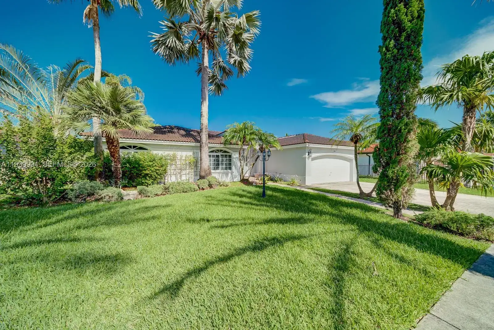 18128 SW 151st Ave, Miami FL 33187 photo 4