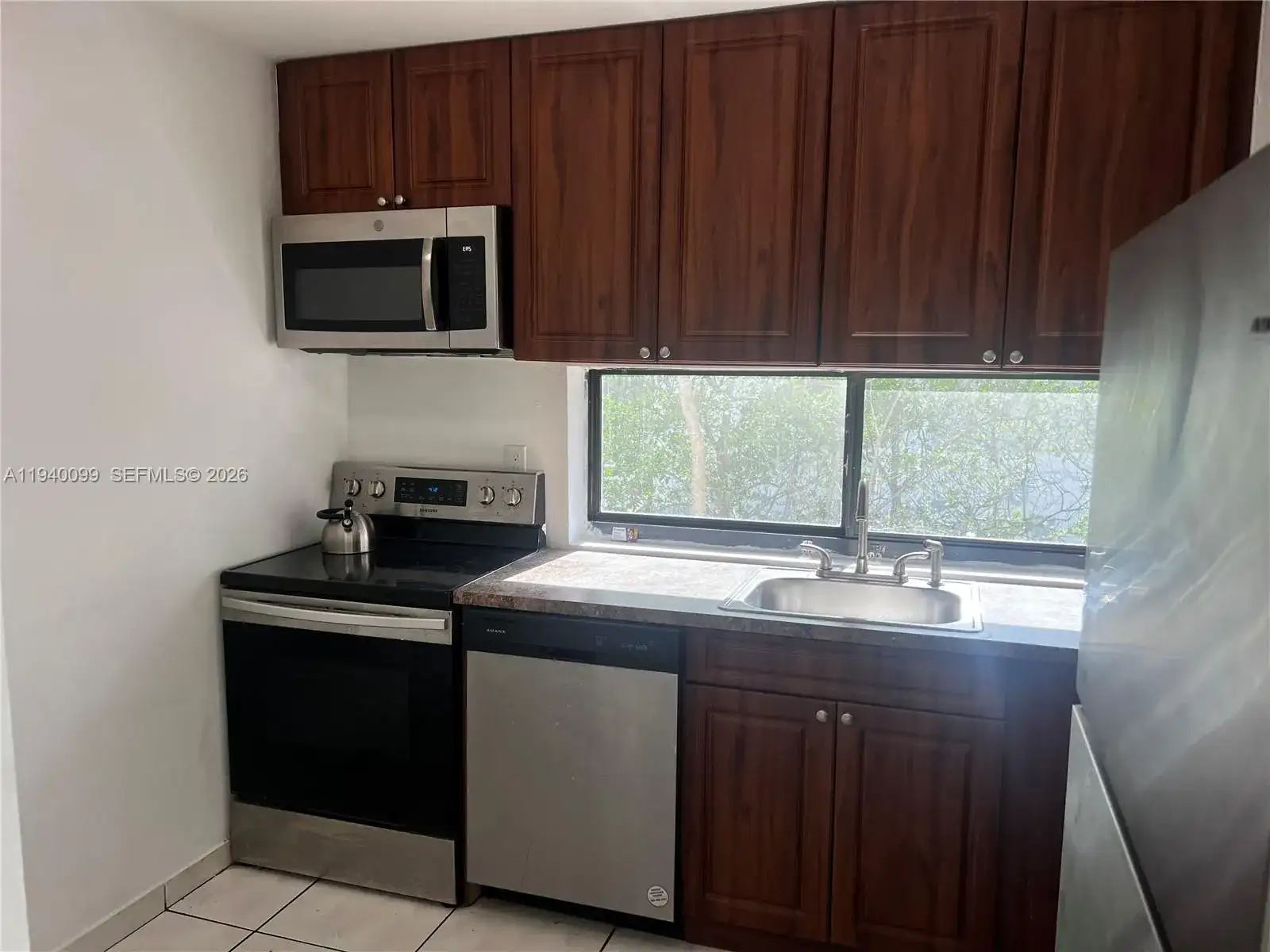 16909 N Bay Rd # 421, Sunny Isles Beach FL 33160 photo 3