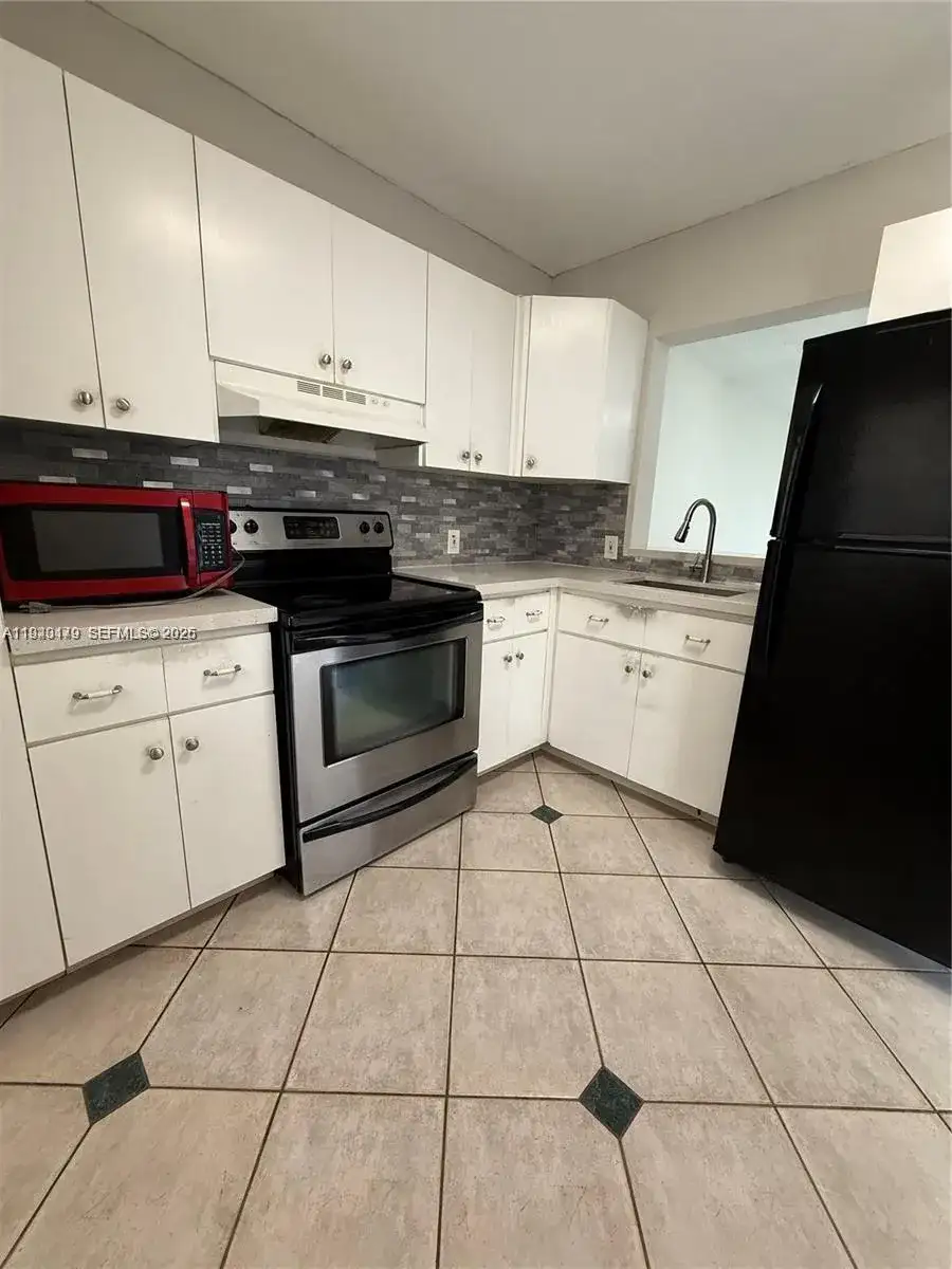 8701 SW 12th St # 30, Miami FL 33174 photo 3
