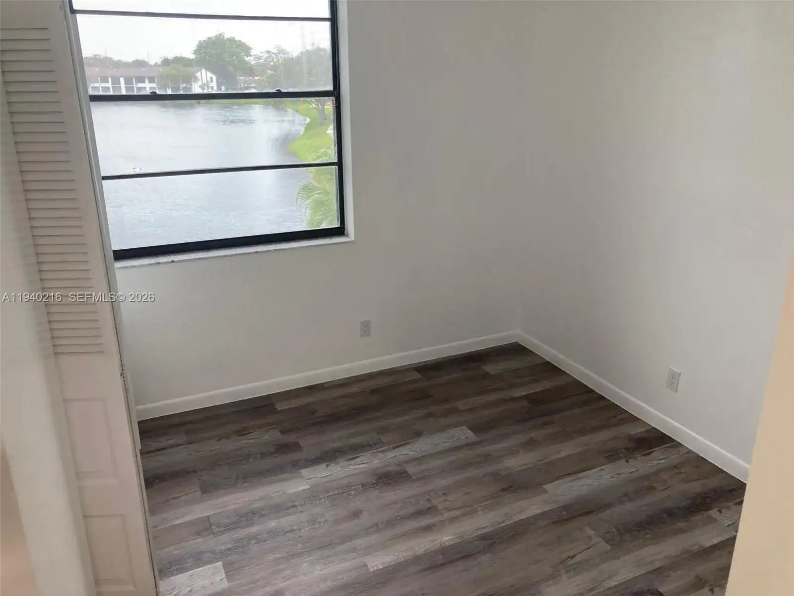 212 Lake Pointe Dr # 307, Oakland Park FL 33309 photo 3