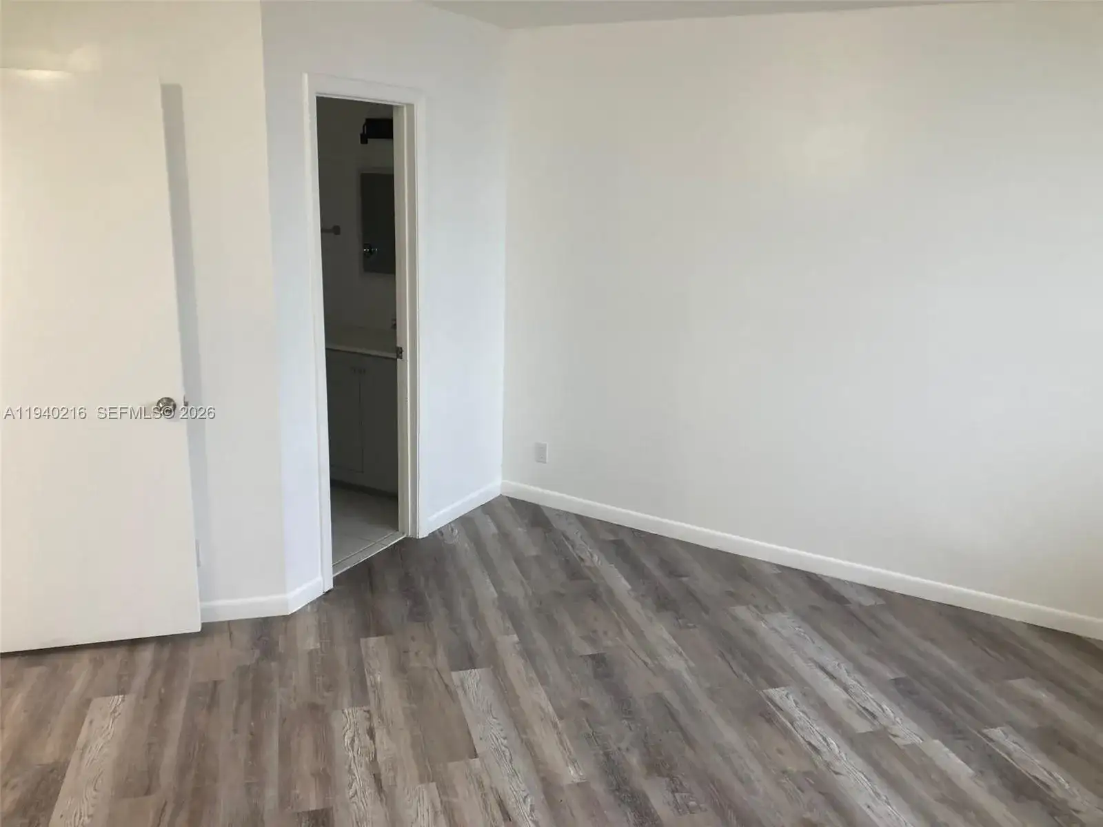 212 Lake Pointe Dr # 307, Oakland Park FL 33309 photo 5