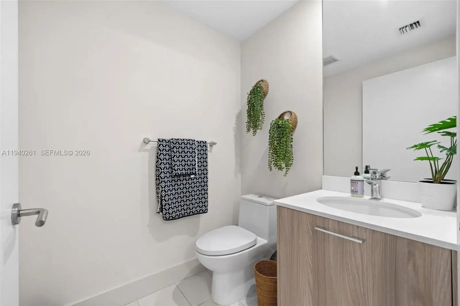 501 NE 31st St # 1503, Miami FL 33137 photo 4