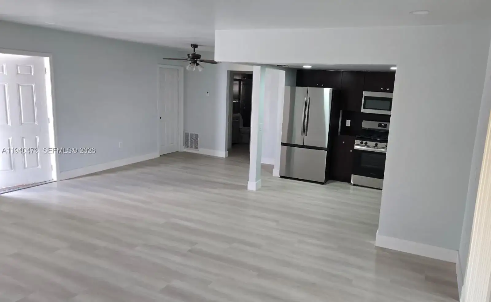 11431 NW 35th St, Sunrise FL 33323 photo 3