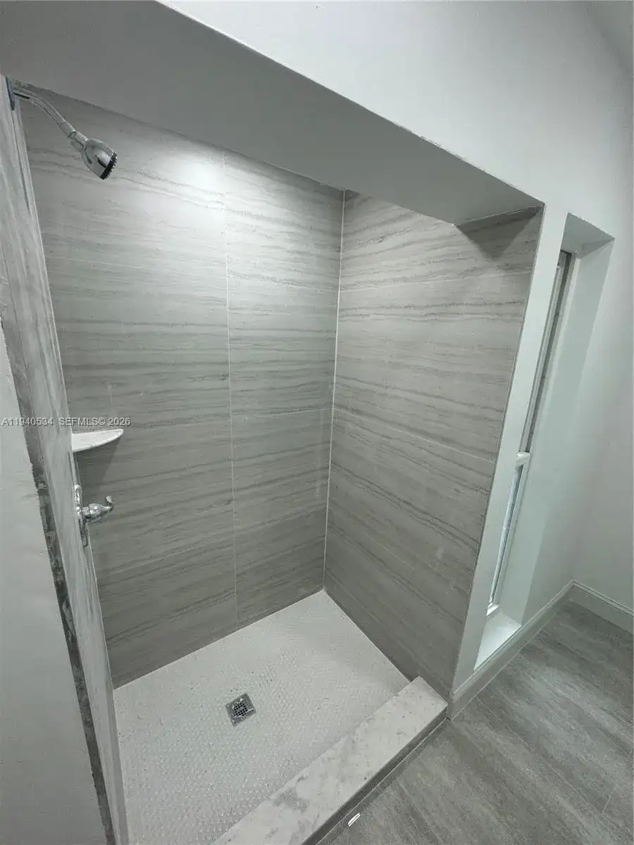 19340 Bel Aire Dr # 1, Cutler Bay FL 33157 photo 3