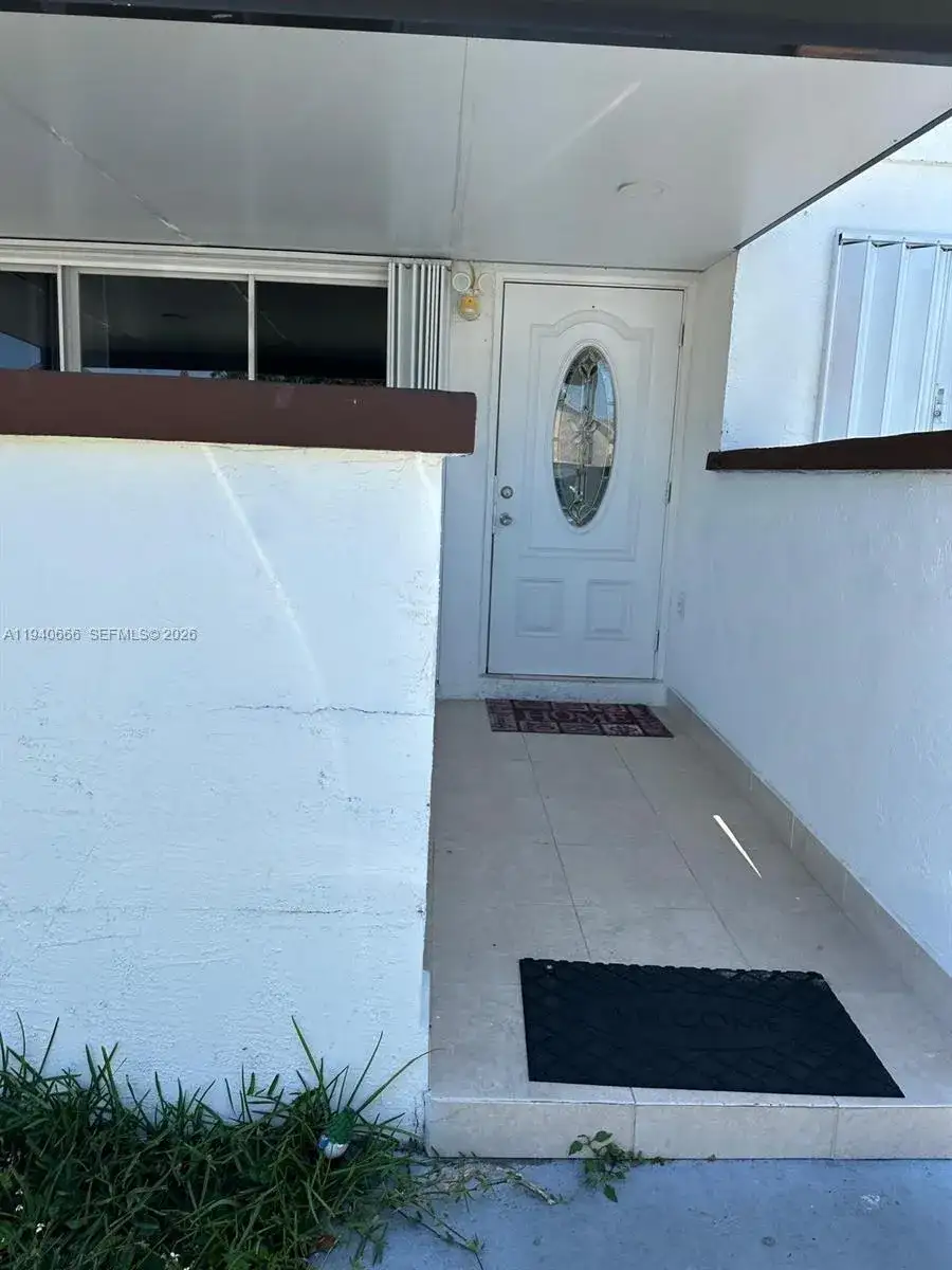 3242 NW 203rd St, Miami Gardens FL 33056 photo 2
