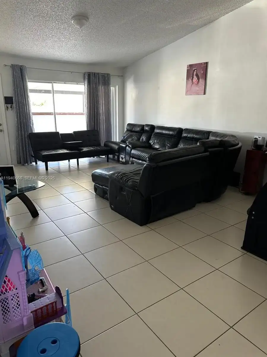 3242 NW 203rd St, Miami Gardens FL 33056 photo 3