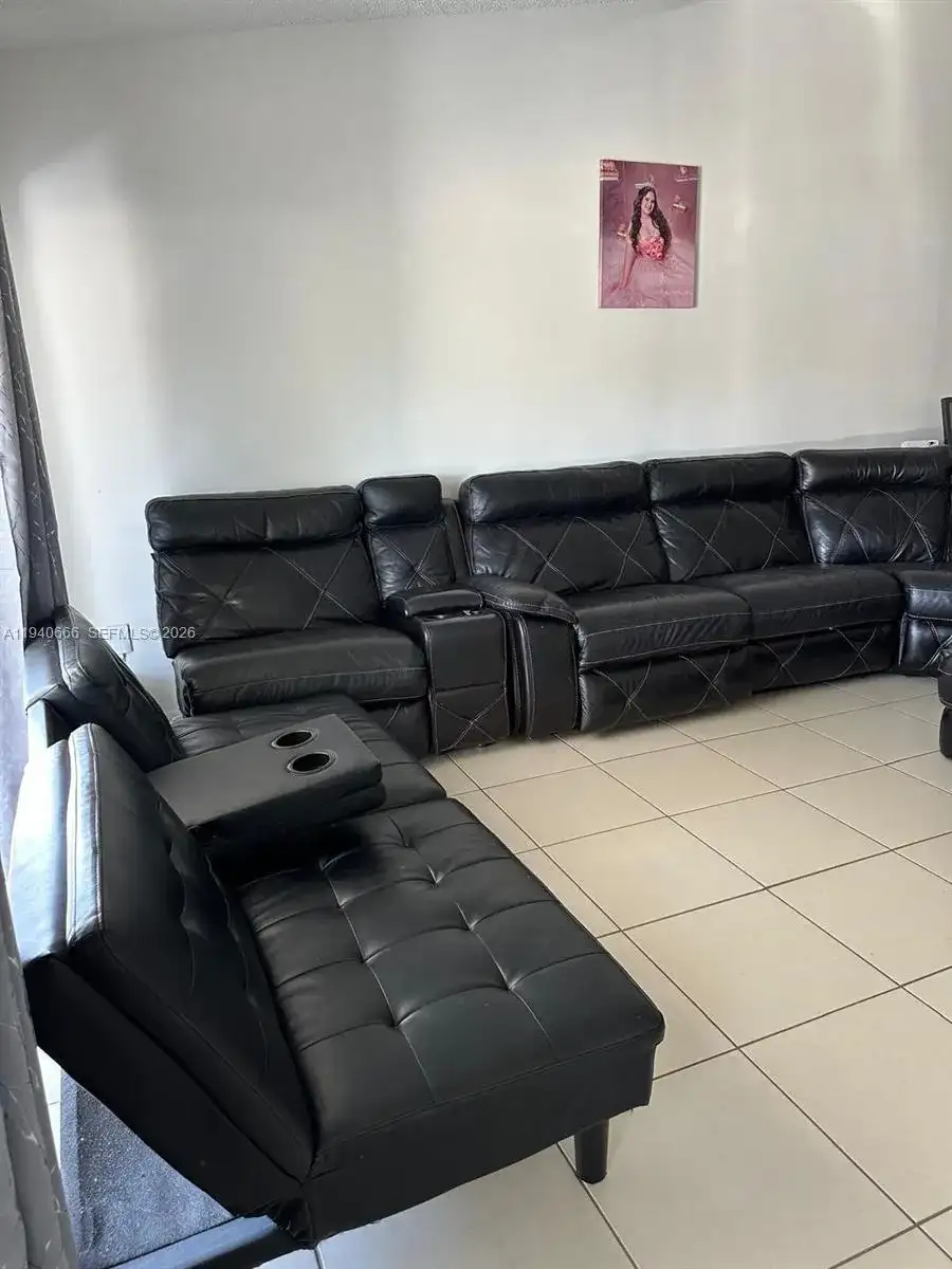 3242 NW 203rd St, Miami Gardens FL 33056 photo 4