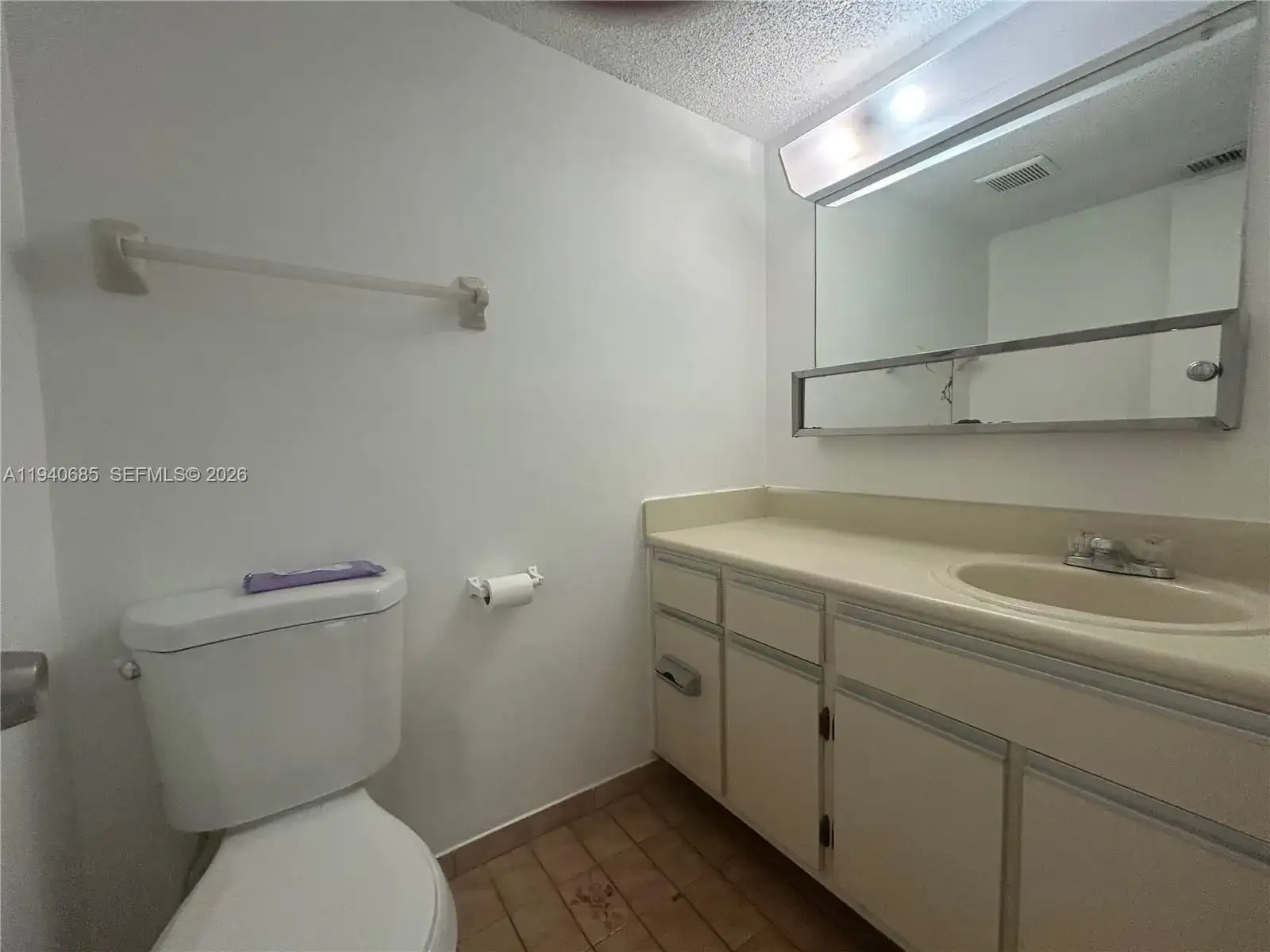 5851 W 20th Ave # 409, Hialeah FL 33012 photo 5