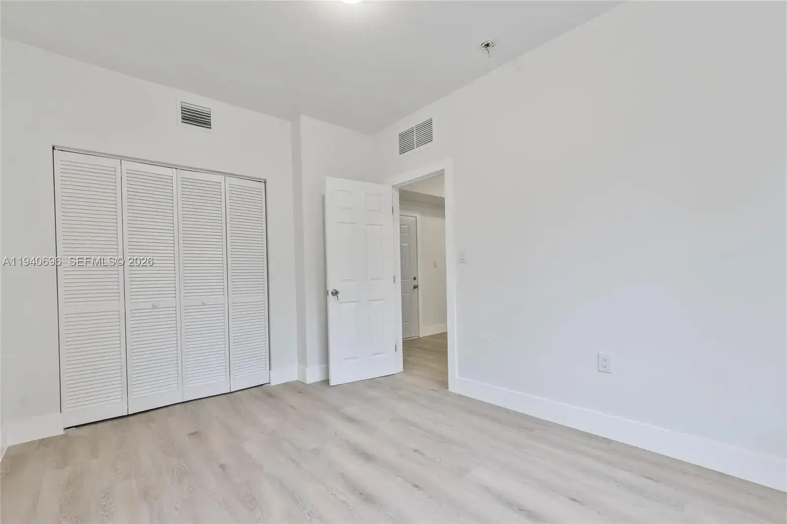 858 NW 3rd St # 6, Miami FL 33128 photo 4