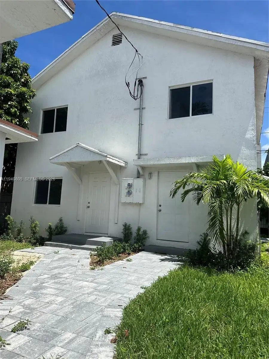 3123 NW 22nd Ct, Miami FL 33142 photo 2