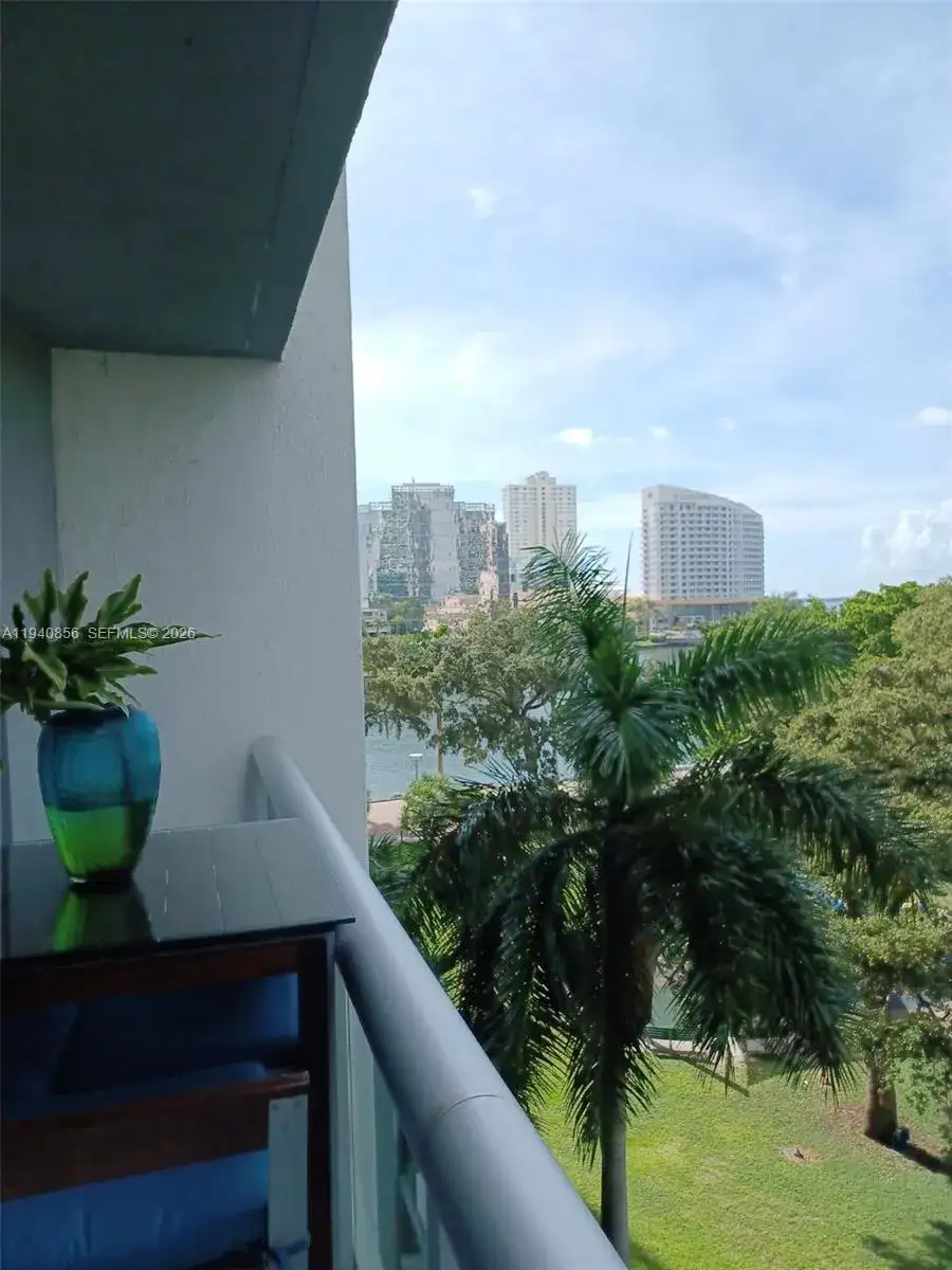 495 E Brickell Ave # 509, Miami FL 33131 photo 2