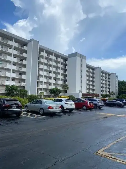 5860 NW 44th St # 102, Lauderhill FL 33319 photo 2