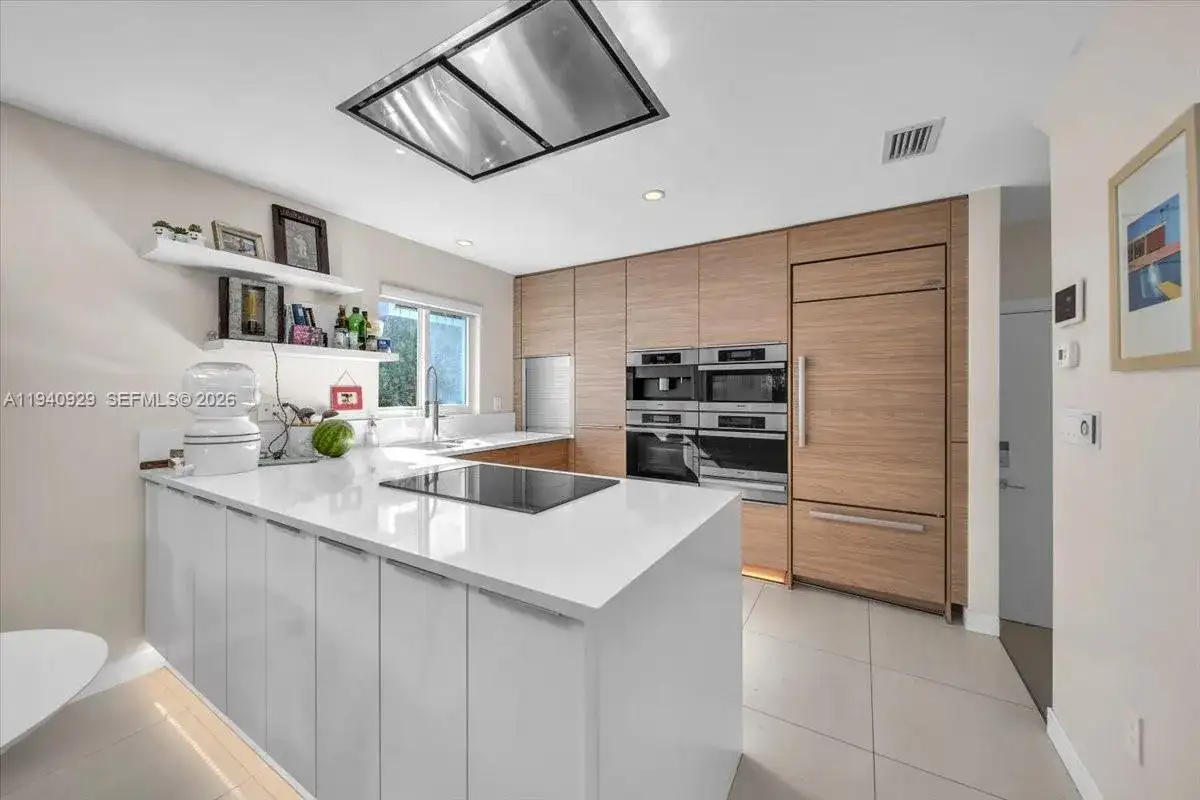 208 Jefferson Ave # 113, Miami Beach FL 33139 photo 3