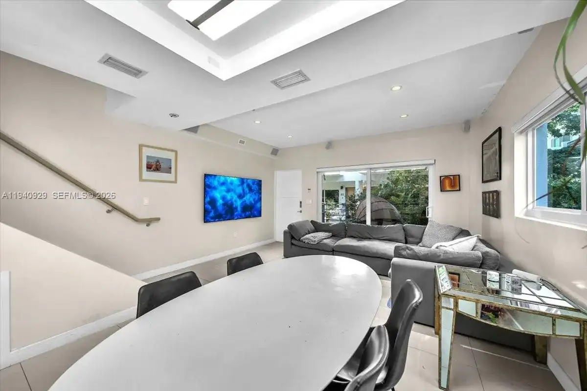 208 Jefferson Ave # 113, Miami Beach FL 33139 photo 5