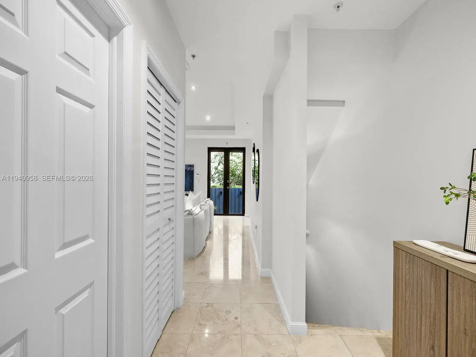 5864 SW 74th Ter # G, South Miami FL 33143 photo 2