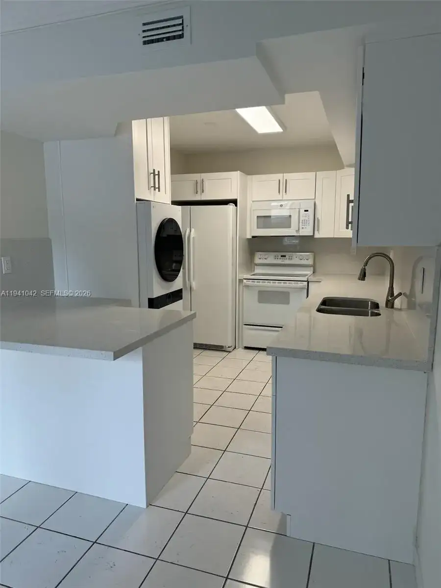 5800 SW 127th Ave # 2119, Miami FL 33183 photo 4