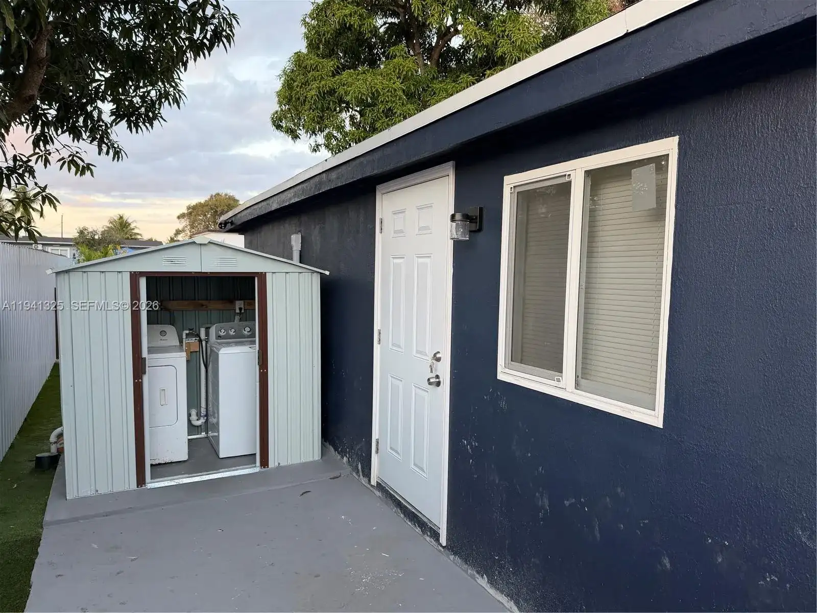 2101 NW 105th Ter, Miami FL 33147 photo 2