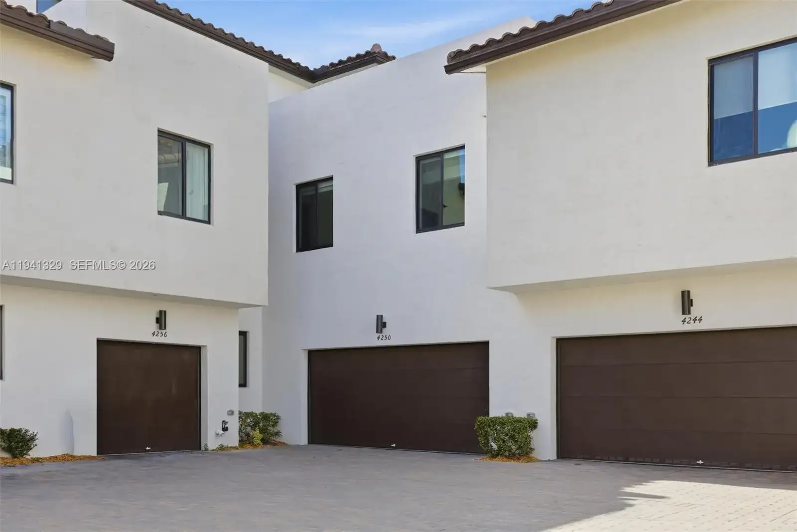 4250 NW 83rd Ave, Doral FL 33166 photo 4