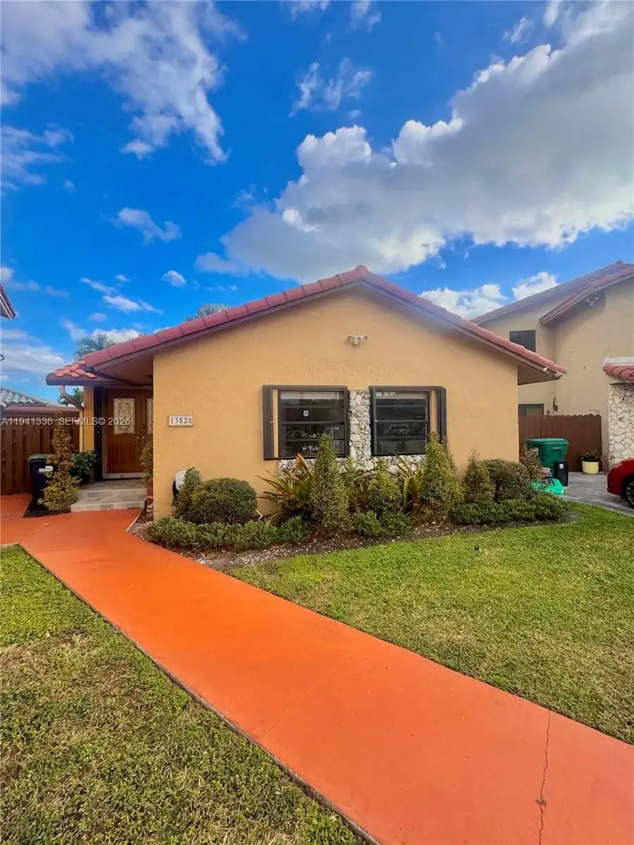 13528 SW 9th Ln # 0, Miami FL 33184 photo 2