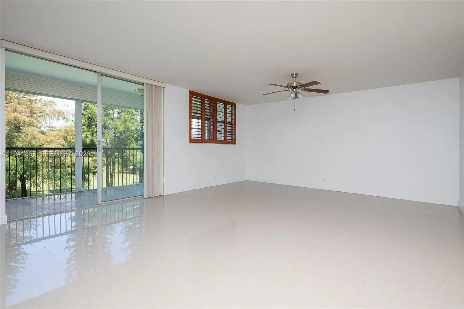 3150 W Rolling Hills Cir # 307, Davie FL 33328 photo 3