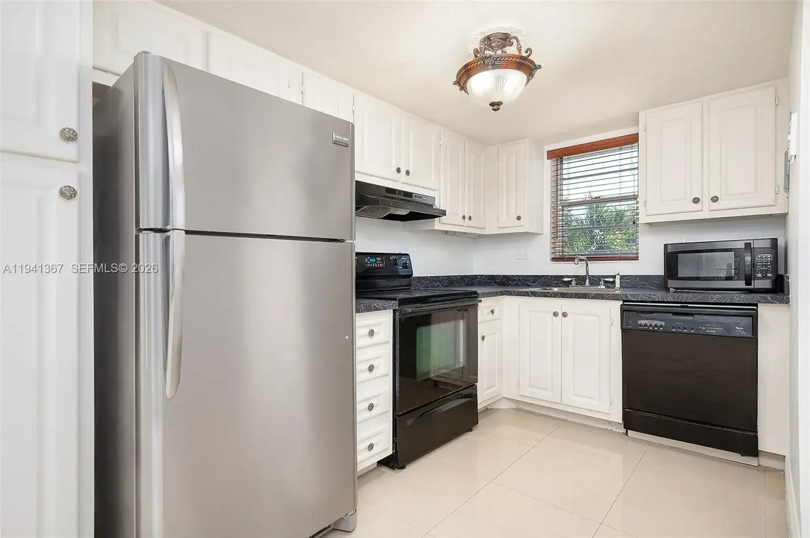 3150 W Rolling Hills Cir # 307, Davie FL 33328 photo 5