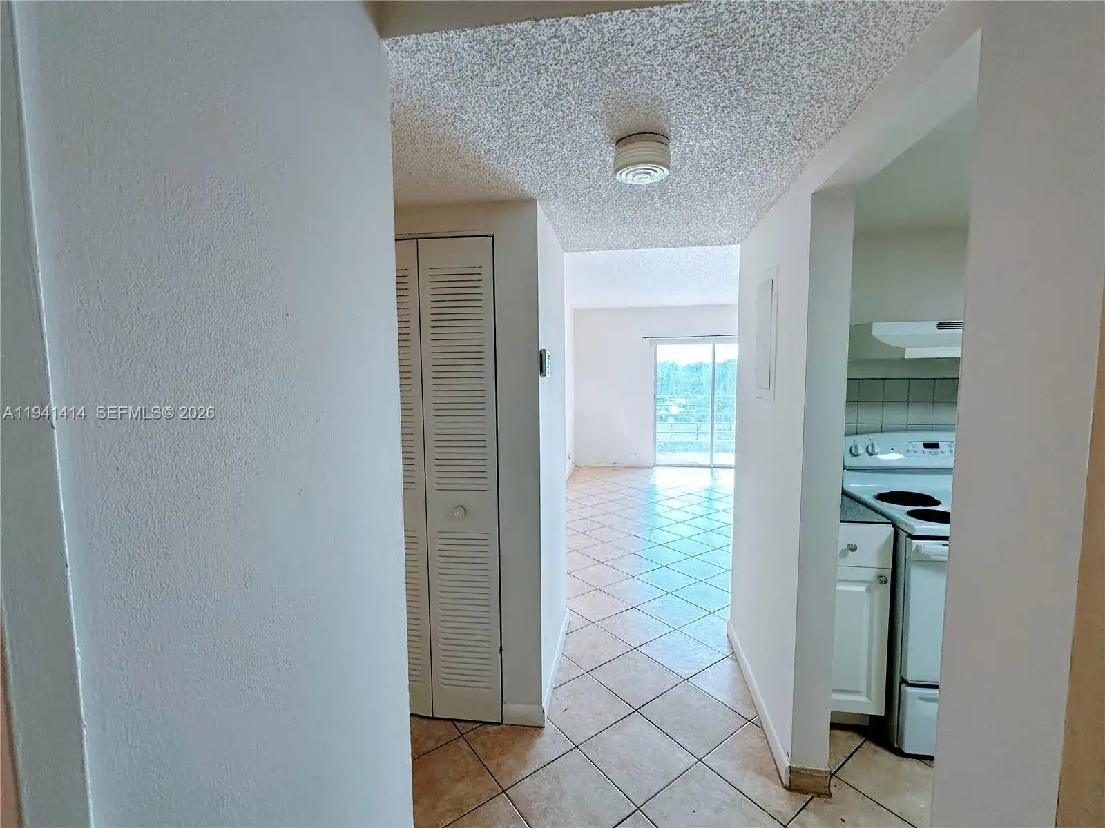 4364 NW 9th Ave # 3F, Deerfield Beach FL 33064 photo 2