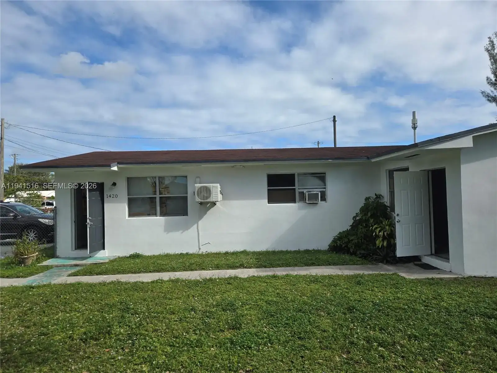 1420 NW 111th St, Miami FL 33167 photo 4