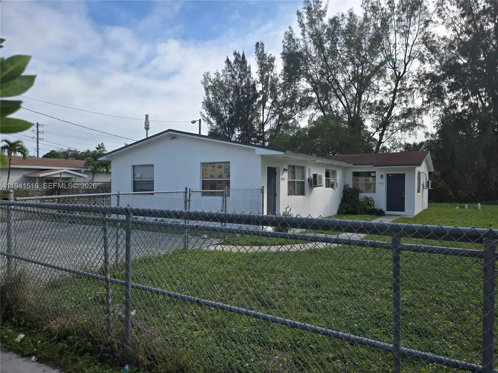 1420 NW 111th St, Miami FL 33167 photo 5